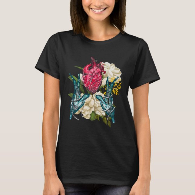 Camiseta Coração Anatômico E Flores Doutor Valentin  (Frente)