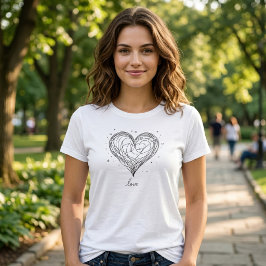 Camiseta Coração com Desenho de Amor em Linha Caprichosa