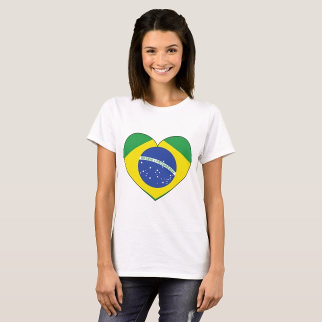 Camiseta Coração da bandeira de Brasil (Frente Completa)