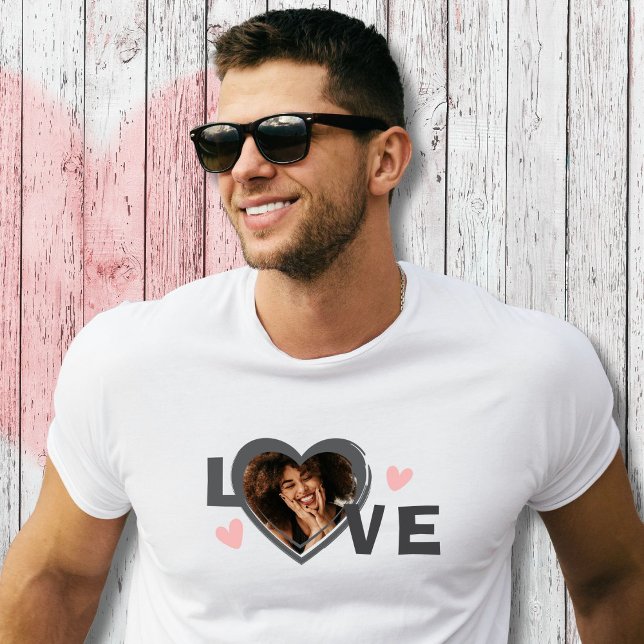 Camiseta Coração de Amor Personalizado Moderno (Criador carregado)