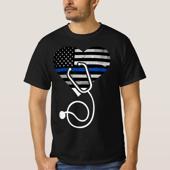 Camiseta Coração de Bandeira Americana com Policial Thin Bl (Frente)