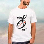 Camiseta Coração de Iniciais Românticos Personalizados<br><div class="desc">Camiseta especial única — "VOCÊ E EU" com suas iniciais e um cardíaco vermelho e um rico para destacar sua conexão. Expresse seu amor e afeto com estilo e faça hoje especial. presente de excelente para aniversários ou feriados. Qualquer pergunta sobre design, envie um e-mail para charmdesignstudio@rcn.com e ficaremos felizes...</div>