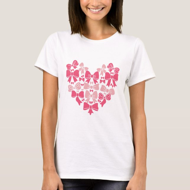 Camiseta Coração de Laço Rosa Design Coquette Estético (Frente)