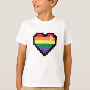 Camiseta Coração de Pixel Arco-Íris