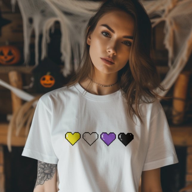 Camiseta Coração de Pixel de Sinalizador Não Binário (Criador carregado)