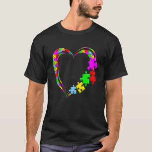 Camiseta Coração de Puzzle do Autismo Monte de Corações Dia