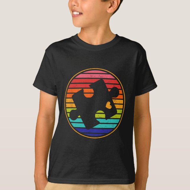 Camiseta Coração de Puzzle Retro Mês de Conscientização do  (Frente)