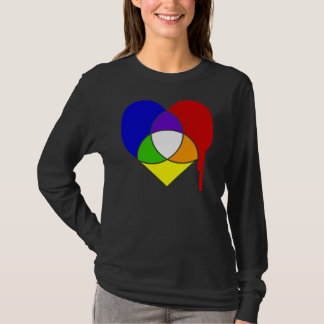 Camiseta coração do gráfico de cores