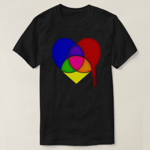 Camiseta coração do gráfico de cores