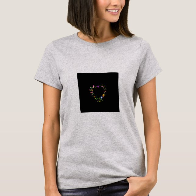 Camiseta Coração Floral (Frente)