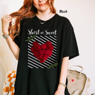 Camiseta Coração Floral Romântico - Curto em Doce, Rosa ver