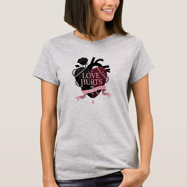 Camiseta Coração Machuca Amor Anatômico Gótico (Frente)