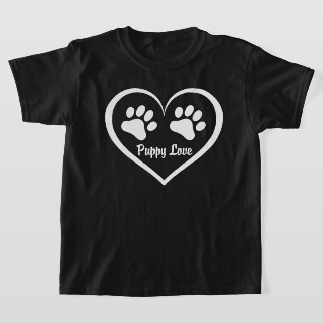 Camiseta Coração Puppy Love com pegadas escuras (Postura )