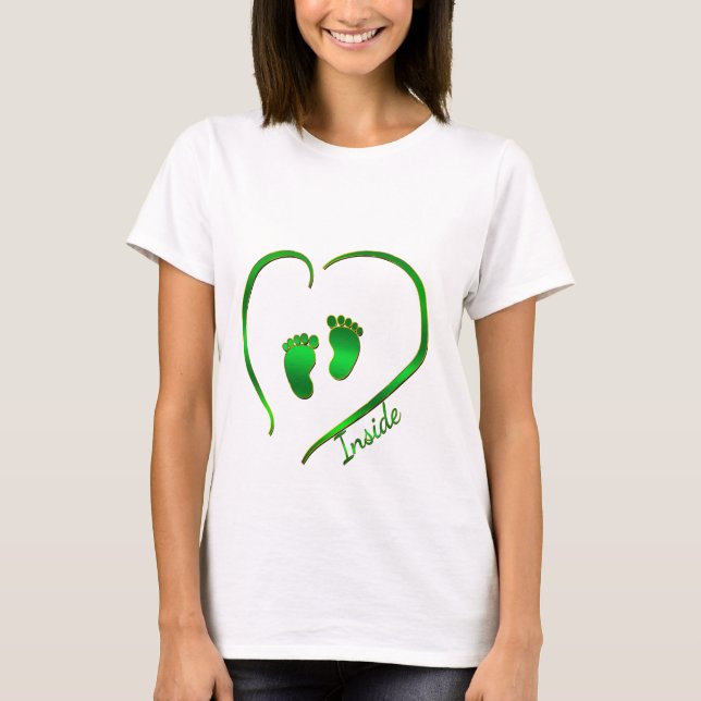 Camiseta Coração Verde Irlandês e Pés Bebês (Frente)