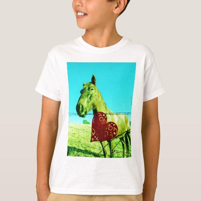 Camiseta Coração Vermelho e Cavalo (Frente)