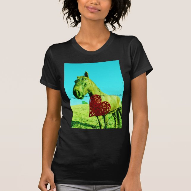 Camiseta Coração Vermelho e Cavalo (Frente)