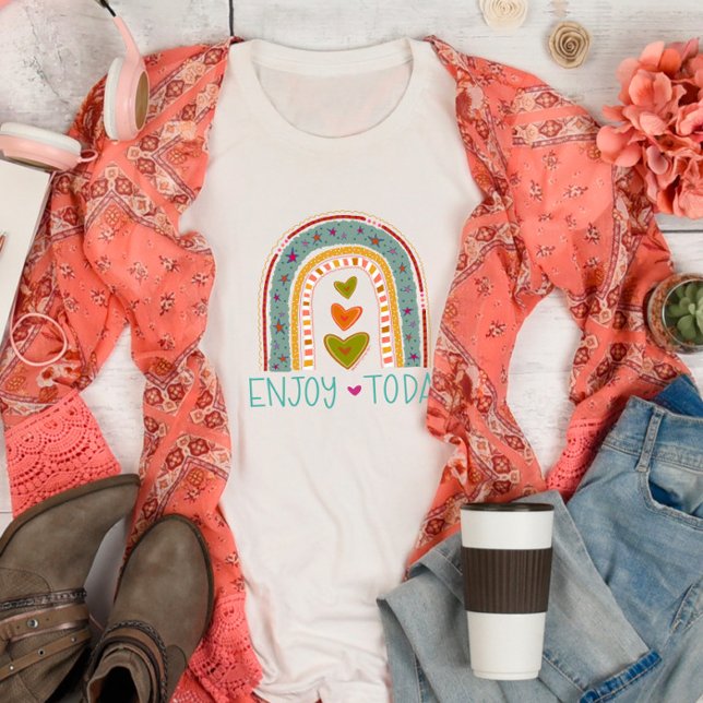 Camiseta Corações Arco-Íris Divertidos Aproveitam Hoje Insp (Criador carregado)