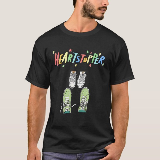 Camiseta Corações deixam Calçados bonitos Orgulho gay (Frente)