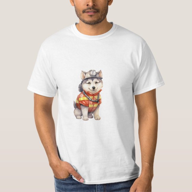 Camiseta Corajoso Bombeiro Siberian Husky Dog Honrando (Frente)