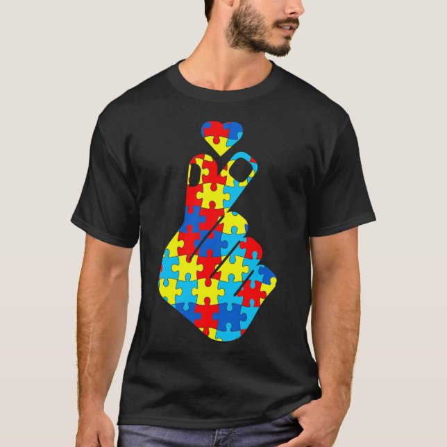 Camiseta Coreano - Sinal de Amor - Autismo Aconselhamento (Frente)