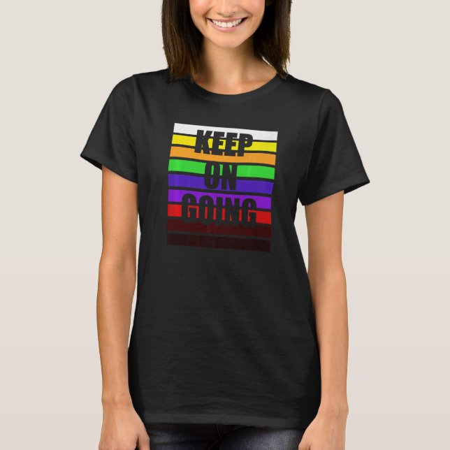 Camiseta Cores de Faixa de Karatê Continuam  (Frente)
