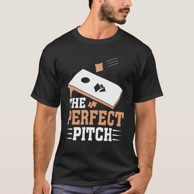 Camiseta Cornhole Apperal The Perfect Pitch Cornhole 1 (Frente)
