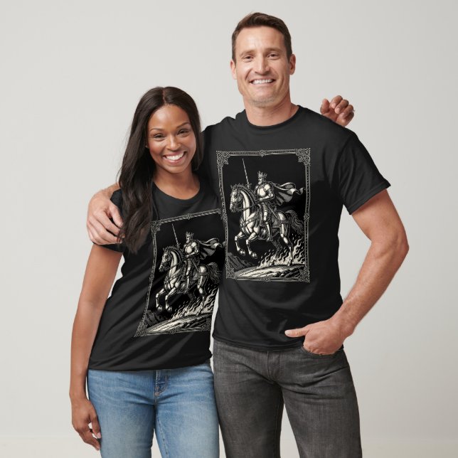 Camiseta Coroa e Cascos em Movimento Berith Demônio (Unissex)