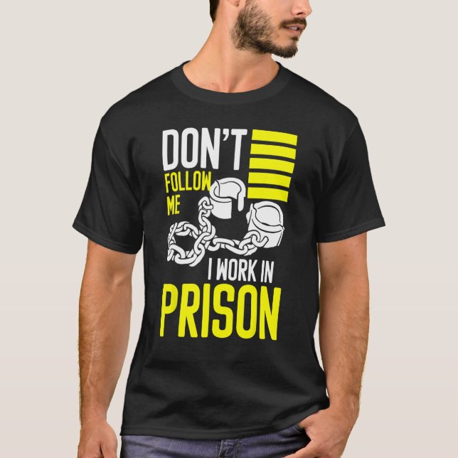 Camiseta correctional care inmate nurse and prison nursing  (Frente)