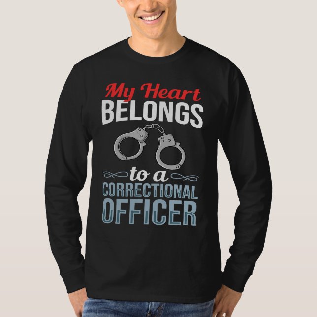 Camiseta Correctional Officer Wife Facility Flag Training (Frente)