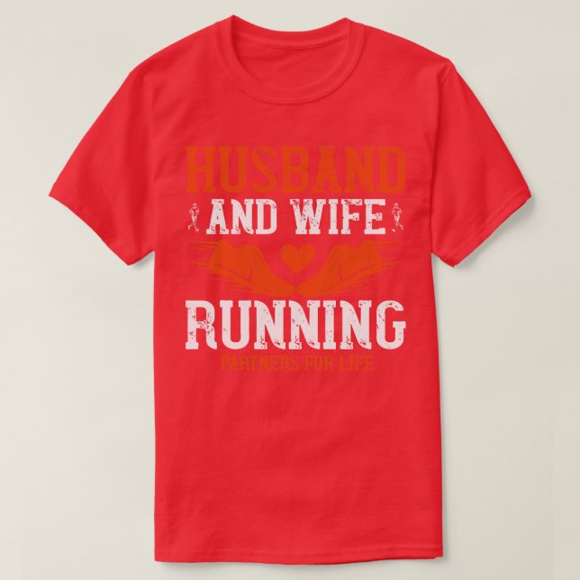 Camiseta Correndo Hus e esposa dirigindo (Frente do Design)