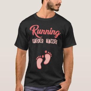 Camiseta Correndo por duas gravidez engraçada para a mãe