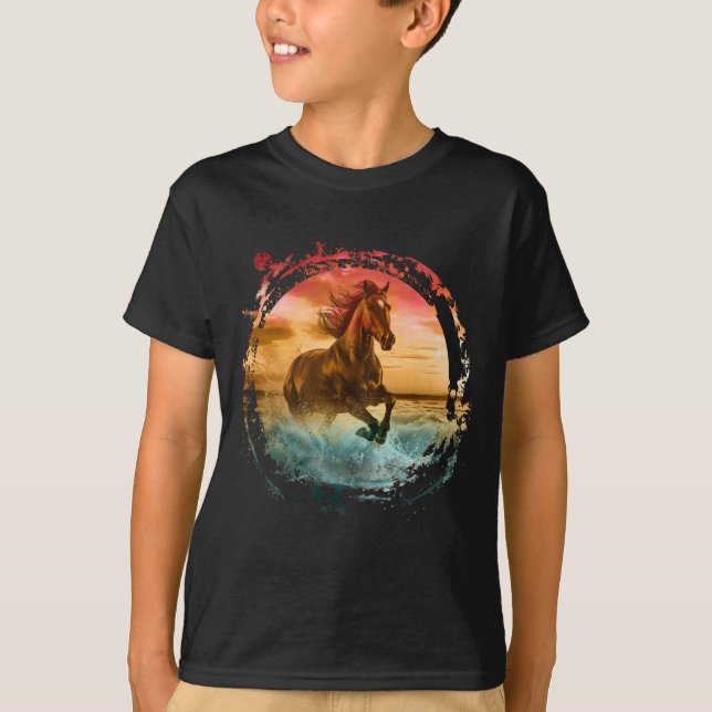 CAMISETA CORRENTE DE CAVALO NA PAISAGEM DO MAR (Frente)