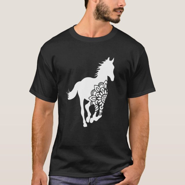 Camiseta Corrida de Cavalos Montando Flores Celeiro Equitaç (Frente)