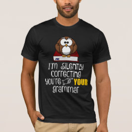 Camiseta Corrigindo Silentemente Sua Gramática Coruja Sarcá