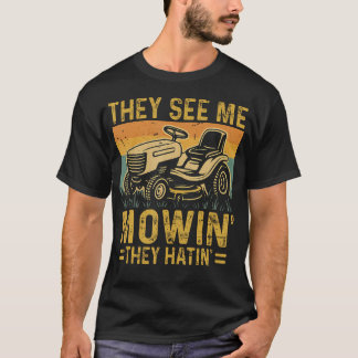 Camiseta Corte de Grama Engraçado Me Vendo Cortando Eles Od