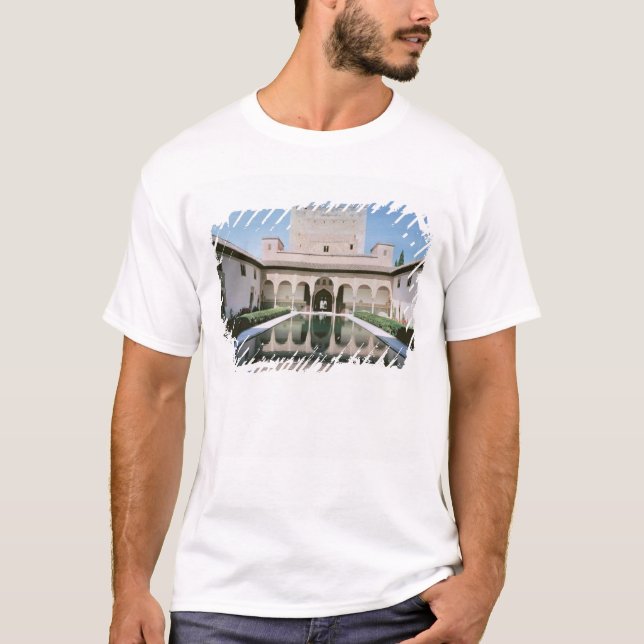 Camiseta Corte dos Myrtles, começada em 1333 (Frente)