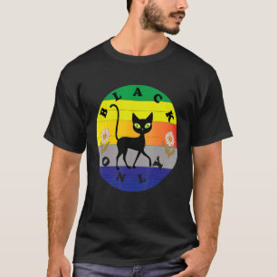 Camiseta Corte Gato Preto Somente com Flores Que Você Quer