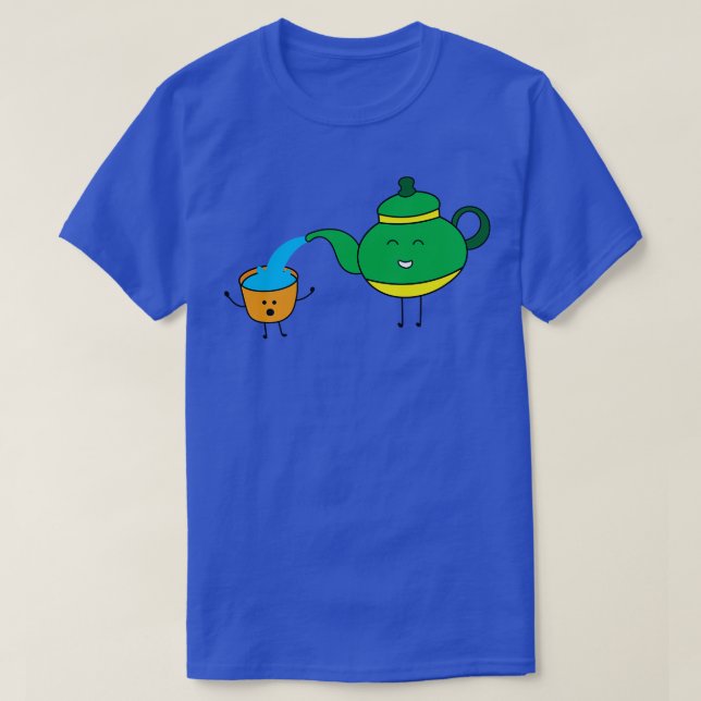 Camiseta Corte Um Kettle Encaixando Água Em Uma Xícara (Frente do Design)