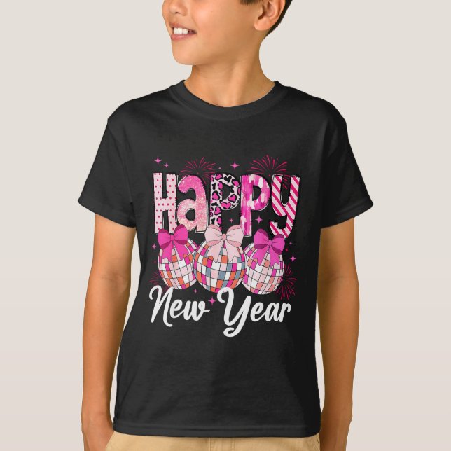 Camiseta Coruja Caprichosa em Patchwork com Padrão de Coraç (Frente)