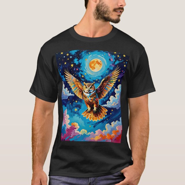 Camiseta Coruja Celestial no Tee do Céu Estrelado (Frente)