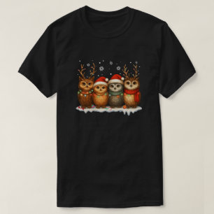 Camiseta Corujas de Natal Fofas com Chapéus de Papai Noel e