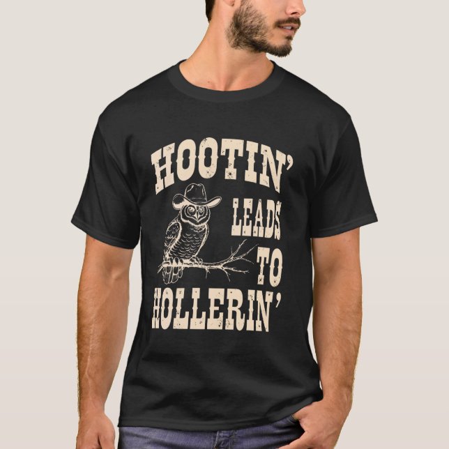 Camiseta Corujas Piando Levam a Corujas Gritando Piada de C (Frente)
