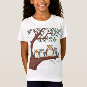 Camiseta Corujas Sábias em um Galho Florestal