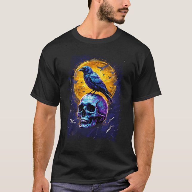 Camiseta Corvo Místico Sobre Caveira Com Dar Gótico Da Lua  (Frente)