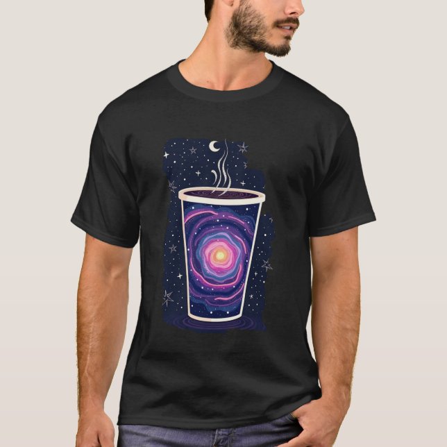 Camiseta Cosmic Brew | Galáxia Redemoinho Estrelas e Lua Ca (Frente)