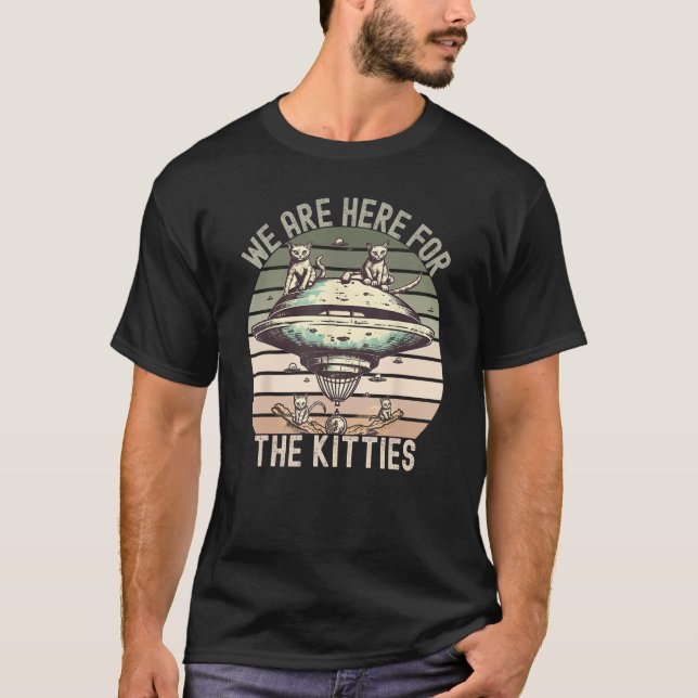 Camiseta Cosmic Cat Abduction UFO Saucer Alien Abduction Hu (Frente)