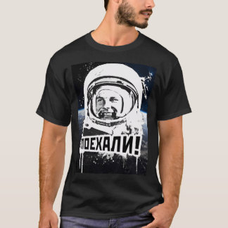 Camiseta Cosmonaut Gagarin aqui vai