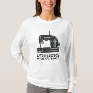 Camiseta Costura - Eu Estava Costurando Quando Costura Não