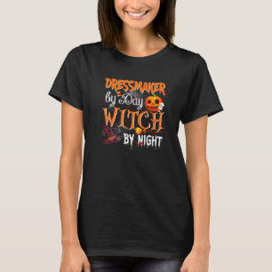 Camiseta Costureira De Dia Bruxa De Noite