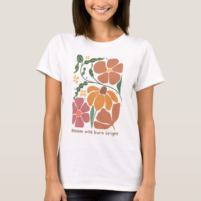 Camiseta Cota de Inspiração Floral de Boho Retroativo (Frente)